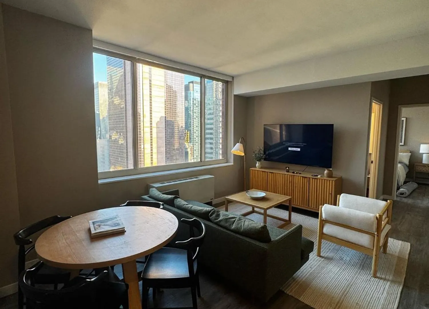 Apartment Chic Nyc Stay Steps From Times Square With 2 Bedroom New York