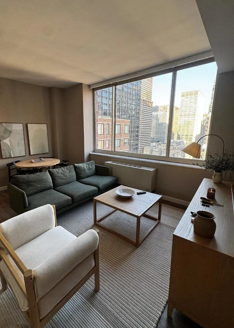 Chic Nyc Stay Steps From Times Square With 2 Bedroom ニューヨーク