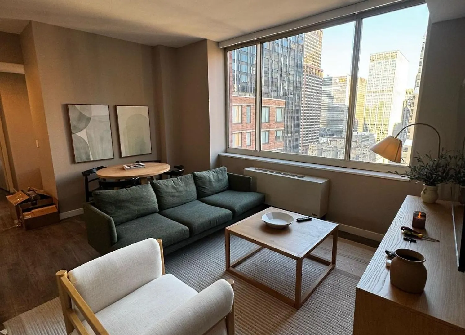 Chic Nyc Stay Steps From Times Square With 2 Bedroom ニューヨーク 0*,  米国